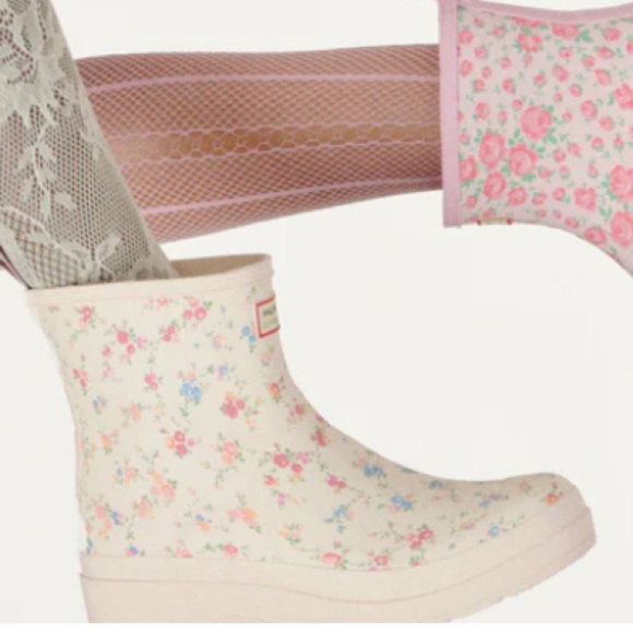Hunter LoveShackFancy Play Short Rain Boot Sunrise Patchwork confetti bloom 8 - Picture 4 of 4